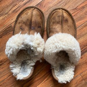 UGG Tan and Cream Women's Slippers 8